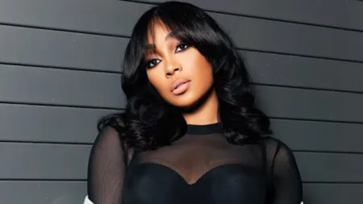 R&B Superstar Monica Dabbles in Country, the new 'It' Genre #rnb
