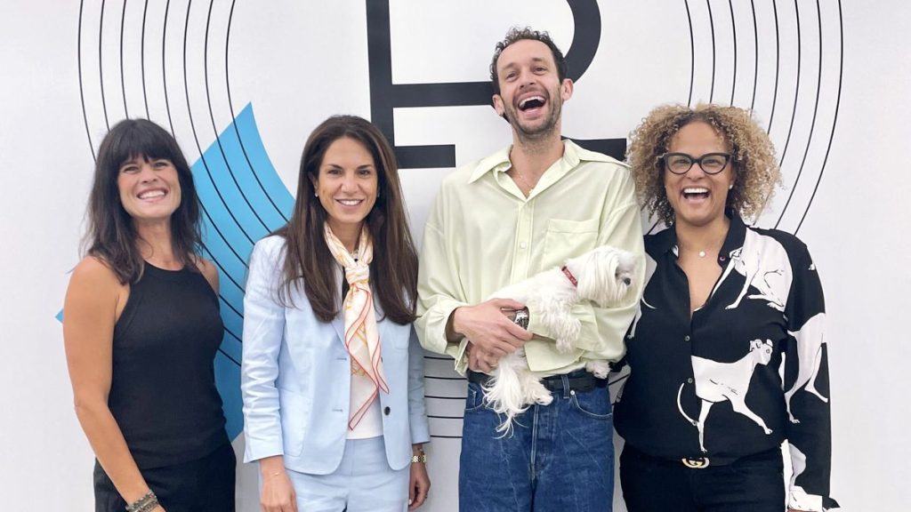 Reservoir signs Wrabel global publishing deal