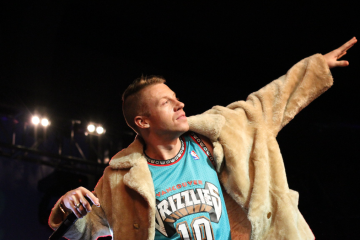Macklemore removed from the neon city festival in las vegas