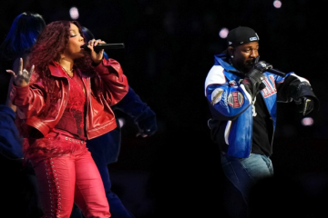 Kendrick Lamar Super Bowl LIX halftime show played "Not Like Us"