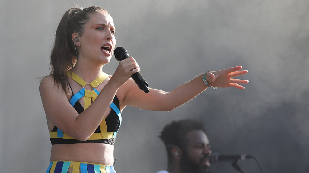 Alice Merton sues Kanye West