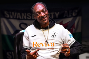 Snoop Dogg beats Spotify CEO to soccer team purchase