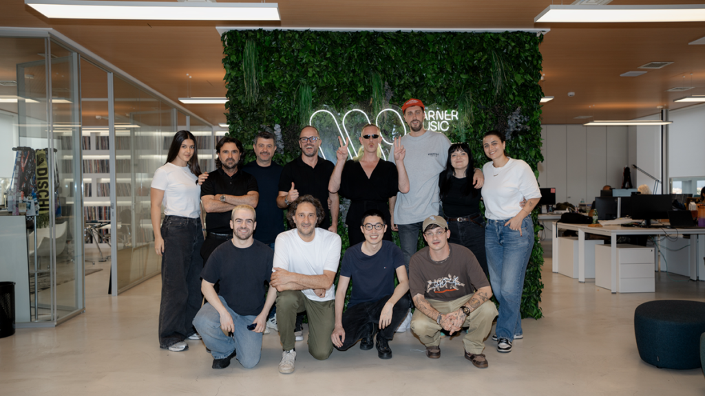 Warner Music Italy signs Mace