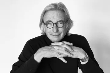 San Francisco Symphony Conductor Michael Tilson Thomas passed away