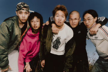 Universal Music Korea signs 1300