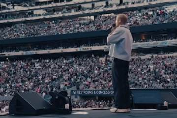 Macklemore dropped by Ed Sheeran following politically charged set